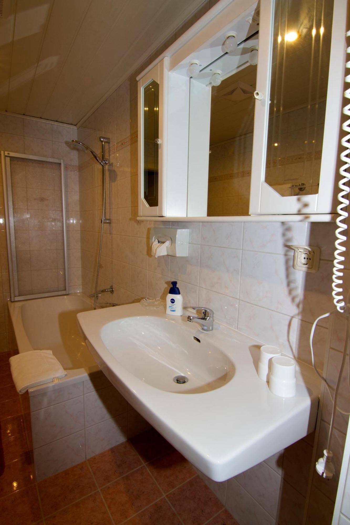 Hotel Rupertihaus Heiligenblut Luaran gambar
