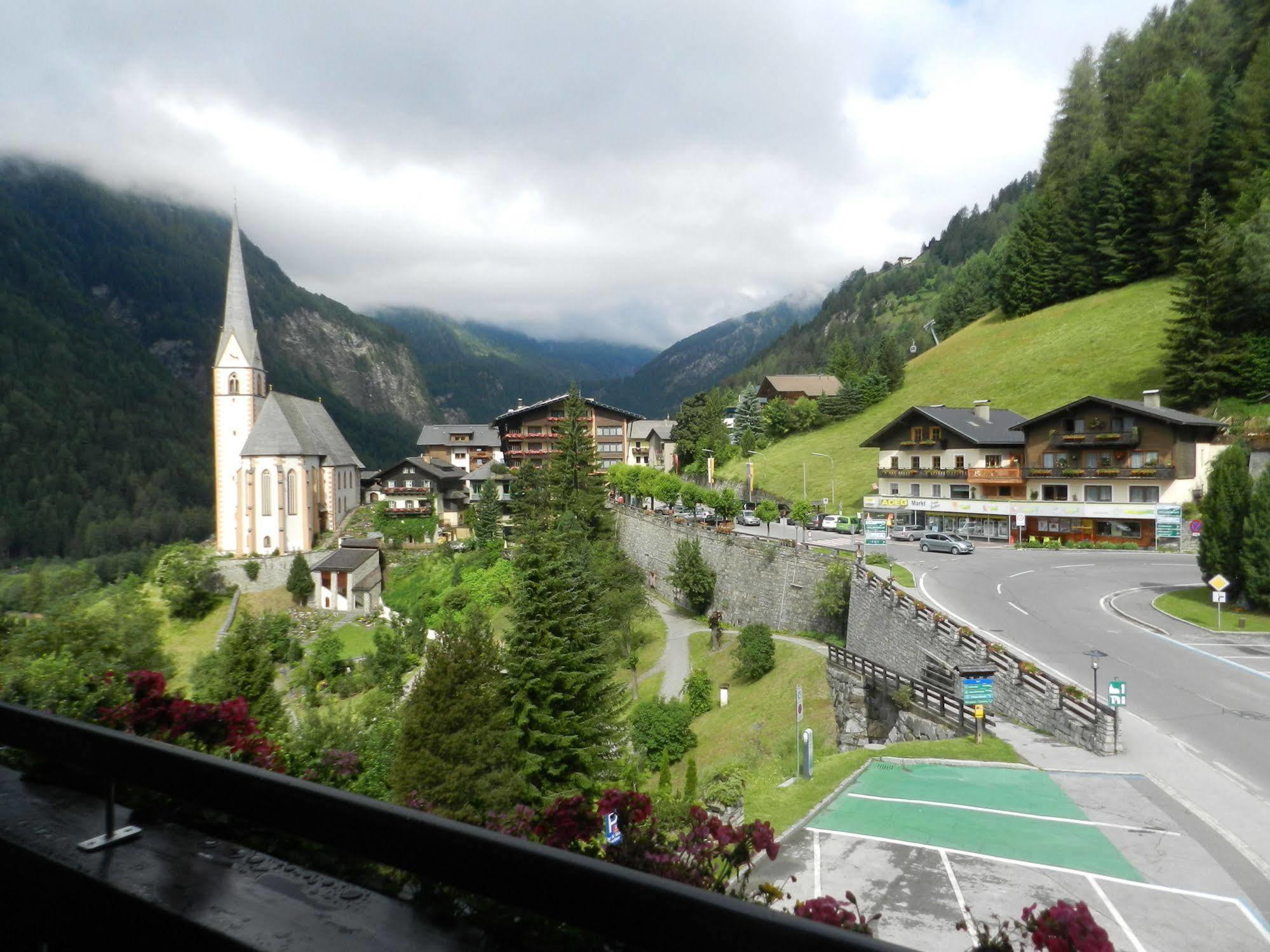 Hotel Rupertihaus Heiligenblut Luaran gambar