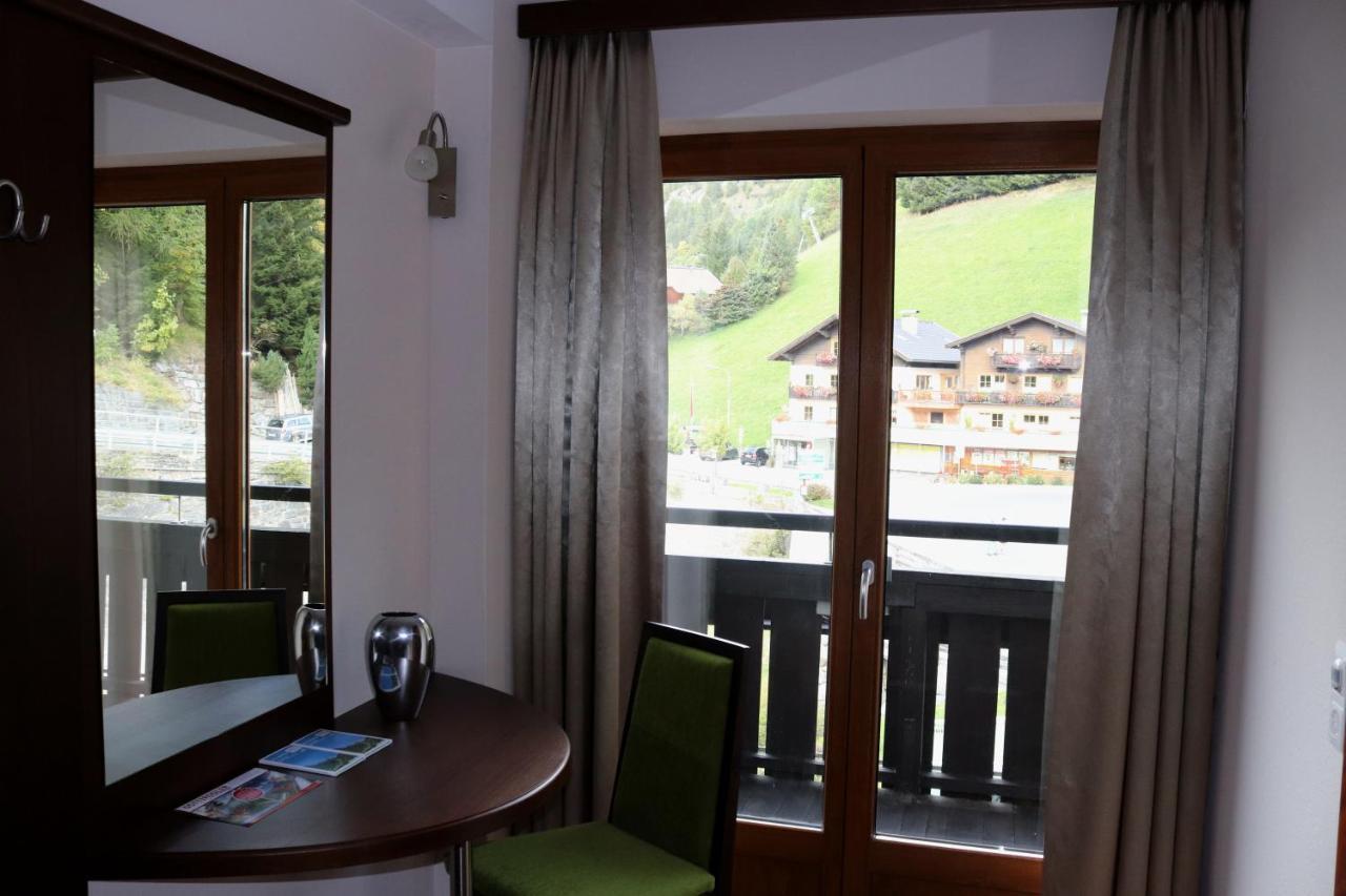 Hotel Rupertihaus Heiligenblut Luaran gambar